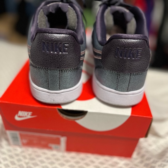 wmns nike court vision lo prm